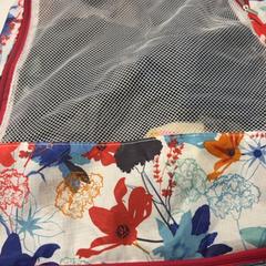 Táska bag with laundry laundry ba, amint azt Grand Hotel Amrâth Amsterdam az iLost segítségével jelentette.