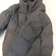 Odzież - Jas Donker Kakigroen, zgłoszono przez Regio West-Vlaanderen przy użyciu iLost