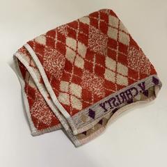 ハンカチ がiLostで IKEA鶴浜 によって報告されました