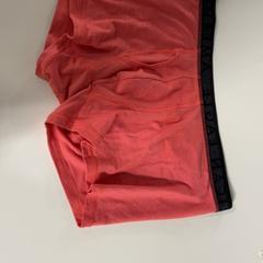 Roupa interior, segundo informou Silver Sands Beach usando iLost