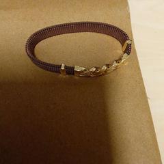 Polsera, segons ha informat Mövenpick Hotel Amsterdam City Centre mitjançant iLost