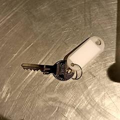 Clé, a été signalé par Paaspop utilisant iLost