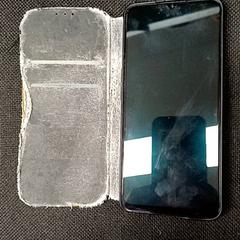 İLost kullanarak Qbuzz GD Groningen Peizerweg tarafından bildirildiği gibi Akıllı telefon Zwart Oppo