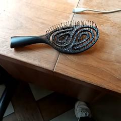 فرشاة الشعر، كما تم الإبلاغ عنه بواسطة BOAT&CO عبر iLost