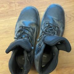 Scarpa, come riportato da Lago Lago utilizzando iLost