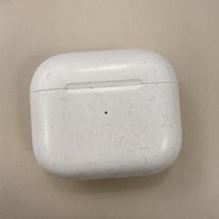 AirPods, som rapportert av Movie Park Germany ved bruk av iLost