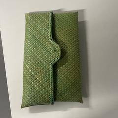 İLost kullanarak Silver Sands Beach tarafından bildirildiği gibi Pouch