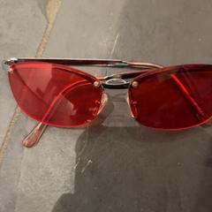 Briller, som rapportert av Pathé Utrecht Leidsche Rijn ved bruk av iLost