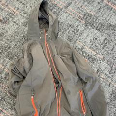 Jacket, as reported by Connexxion Amstelland-Meerlanden Schiphol Noord using iLost