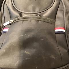 حقائب حمل وحقائب اليد، كما تم الإبلاغ عنه بواسطة U-OV Utrecht عبر iLost