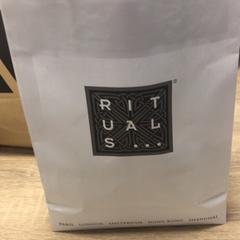 Aankoop rituals, como reportado por Designer Outlet Roermond utilizando o iLost