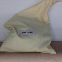 Bolsa, ha sido reportado por Qbuzz GD Groningen Peizerweg con iLost