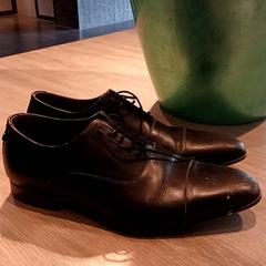 Sko, rapporterat av Van der Valk Hotel Vianen med iLost