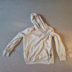 Sweat, a été signalé par Room Mate Bruno utilisant iLost