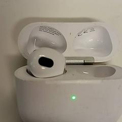 Earpiece, as reported by Vrije Universiteit Brussel (VUB) using iLost