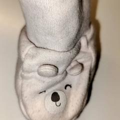 Baby slofje، كما تم الإبلاغ عنه بواسطة Ziekenhuis Oost-Limburg عبر iLost