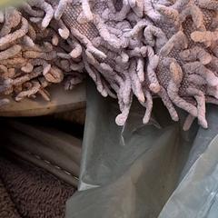 Tas met slippers, segundo informou Attractie- & Vakantiepark Slagharen usando iLost