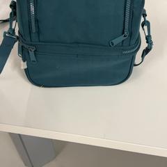 Camera bag, som rapportert av Silver Sands Beach ved bruk av iLost