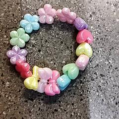 Braccialetto, come riportato da IKEA Forus utilizzando iLost