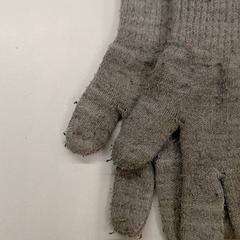 Handschoenen gris, zoals gemeld door IKEA Clermont Ferrand met iLost