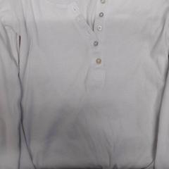 Blúz, amint azt Grand Hotel Amrath Kurhaus az iLost segítségével jelentette.