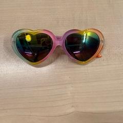 색안경 enfant, iLost를 사용하여 IKEA Liège에 보고됨