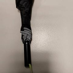 Paraguas plegable, ha sido reportado por Regio West-Vlaanderen con iLost