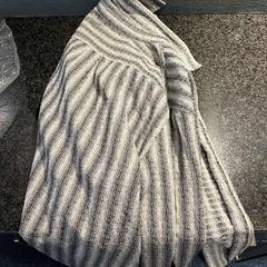 Bluza Gestreept, zgłoszono przez Van der Valk Hotel Wolvega Heerenveen przy użyciu iLost