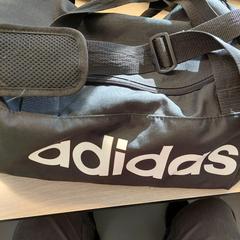 Bolsa - Sporttas, segundo informou Centraal magazijn usando iLost