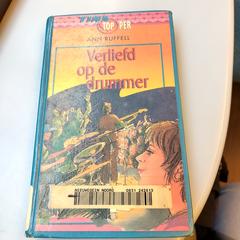 Boek - Verliefd op de drummer, como reportado ao iLost