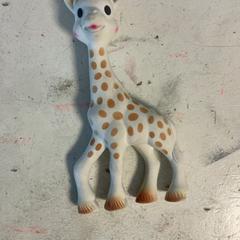 Hračka Giraf, ako bolo nahlásené Artis pomocou iLost