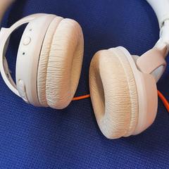 Koptelefoon がiLostで UvA REC によって報告されました