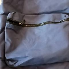 Hátizsák, amint azt RRReis IJssel-Vecht az iLost segítségével jelentette.