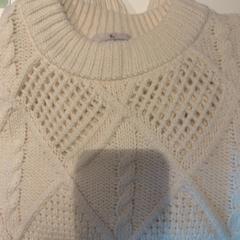 Pullover sweater, gemeldet von Inntel Hotels Amsterdam Landmark über iLost