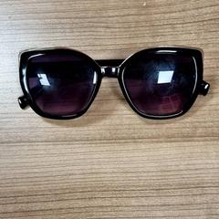 Napszemüveg, amint azt Connexxion Amstelland-Meerlanden Amstelveen az iLost segítségével jelentette.