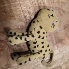 Knuffel kat, amint azt az iLostnak jelentették.