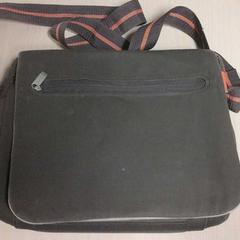 Bruine tas, as reported by Connexxion Zeeland using iLost