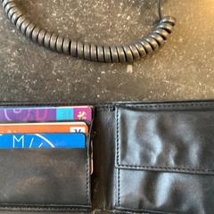 Herenportemonnee, a été signalé par Stadsgebied Weesp utilisant iLost