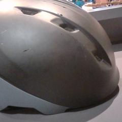 Helm, zoals gemeld door SnowWorld Landgraaf met iLost