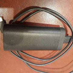 Batterie avec câble, ako bolo nahlásené TCL pomocou iLost