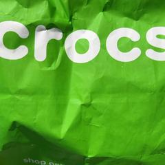 Aankoop crocs purchase, ha sido reportado por Designer Outlet Roermond con iLost