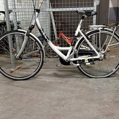 Bicykel Giant Wit met zwart, ako bolo nahlásené Fietsdepot Hasselt pomocou iLost