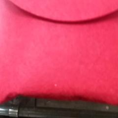 Estojo Estoji, come riportato da IKEA Matosinhos utilizzando iLost