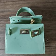 Tasje met parfum がiLostに報告されました