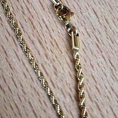 Halskette Met hanger, gemeldet von Attractie- & Vakantiepark Slagharen über iLost