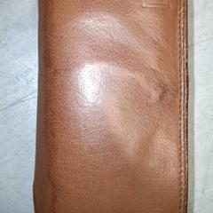 Peňaženka Kroonen, ako bolo nahlásené Qbuzz DMG pomocou iLost