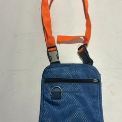 Neck bag, as reported by Fenix using iLost