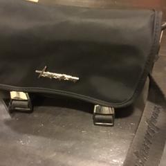 Väska, rapporterat av U-OV Utrecht med iLost