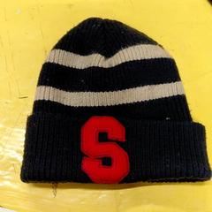 Beanie Bleu et beige, jak nahlášeno IKEA Lille pomocí iLost