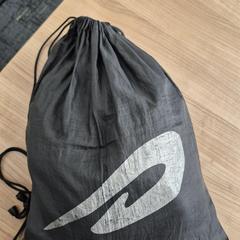 Mochila Zwart, segundo informou Connexxion Noord Holland Noord Alkmaar usando iLost